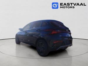 Hyundai i20 1.2 Premium - Image 5