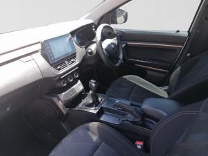 Renault Kiger 1.0 Turbo Intens manual - Image 12