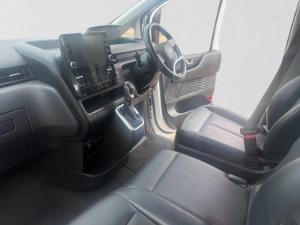 Hyundai Staria 2.2D Executive 9-seater - Image 14