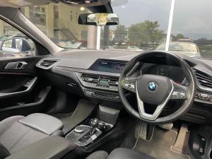 BMW 1 Series 118i Sport Line - Image 21