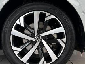Volkswagen Polo hatch 1.0TSI Life auto - Image 11