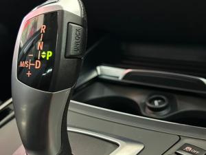 BMW 1 Series 118i 5-door auto - Image 17