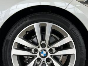 BMW 1 Series 118i 5-door auto - Image 9