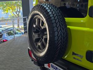 Suzuki Jimny 1.5 GLX AllGrip 5-door auto - Image 9