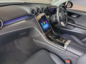 Mercedes-Benz C-Class C220d Avantgarde - Image 12
