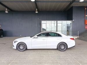 Mercedes-Benz C-Class C220d Avantgarde - Image 4