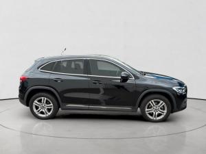 Mercedes-Benz GLA GLA200 Progressive - Image 8