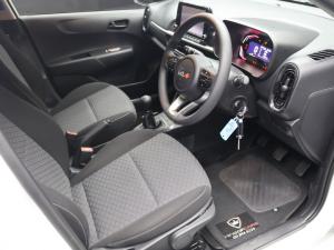 Kia Picanto 1.0 LS manual - Image 9
