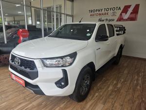 Toyota Hilux 2.4GD-6 double cab 4x4 Raider manual - Image 15