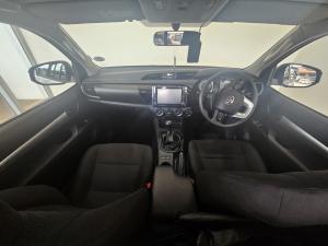 Toyota Hilux 2.4GD-6 single cab 4x4 Raider manual - Image 6