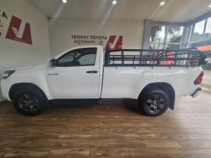 Toyota Hilux 2.4GD-6 single cab 4x4 Raider manual - Image 12