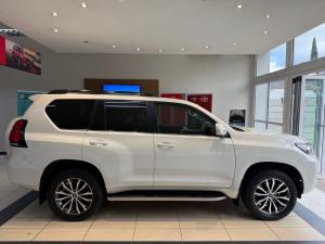 Toyota Land Cruiser Prado 2.8GD VX-L - Image 3