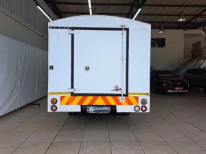 Hino Hino 300 916 LWBChassis Cab - Image 5