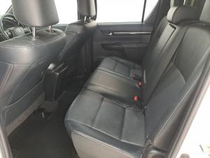 Toyota Hilux 2.8GD-6 double cab 4x4 Legend 50 - Image 8