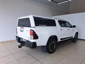 Toyota Hilux 2.8GD-6 double cab 4x4 Legend 50 - Image 2