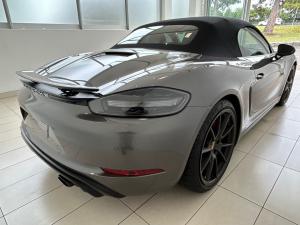 Porsche 718 Cayman 718 Cayman GTS 4.0 manual - Image 2