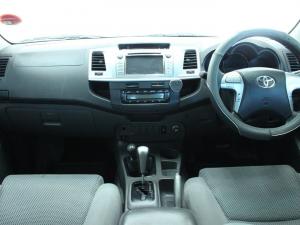 Toyota Hilux 3.0D-4D double cab 4x4 Raider Dakar edition auto - Image 6