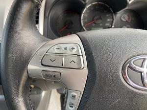 Toyota Hilux 3.0D-4D double cab 4x4 Raider Dakar edition auto - Image 9