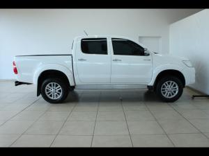 Toyota Hilux 3.0D-4D double cab 4x4 Raider Dakar edition auto - Image 3