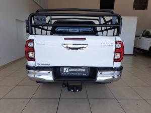 Toyota Hilux 2.8GD-6 double cab Raider auto - Image 5