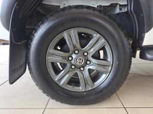 Toyota Hilux 2.8GD-6 double cab Raider auto - Image 10