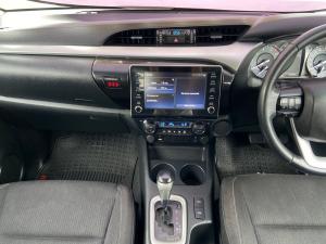 Toyota Hilux 2.8GD-6 double cab Raider auto - Image 15