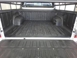 Toyota Hilux 2.8GD-6 double cab Raider auto - Image 20