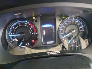 Toyota Hilux 2.8GD-6 double cab Legend manual - Image 11