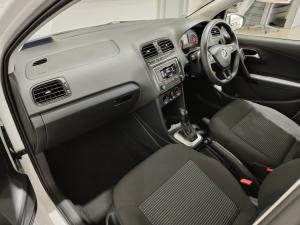 Volkswagen Polo Vivo hatch 1.6 Comfortline auto - Image 7