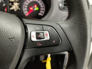 Volkswagen Polo Vivo hatch 1.6 Comfortline auto - Image 9