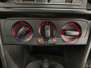 Volkswagen Polo Vivo hatch 1.6 Comfortline auto - Image 14