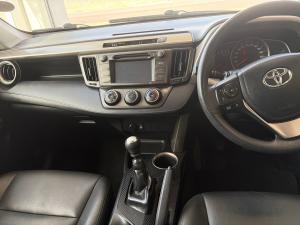 Toyota Corolla Cross 1.8 XS - Image 10