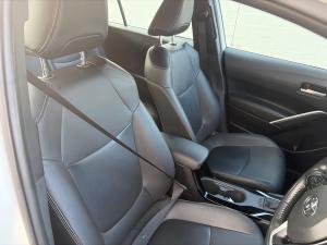 Toyota Corolla Cross 1.8 XS - Image 12