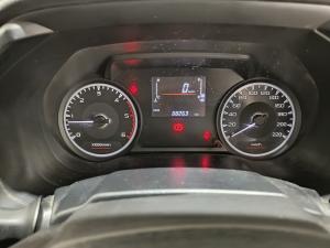 Isuzu D-Max 1.9TD double cab L 4x4 manual - Image 11