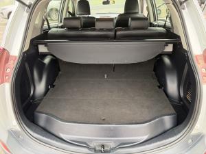 Toyota RAV4 2.0 GX - Image 14