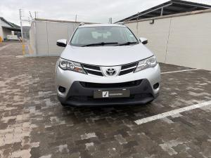 Toyota RAV4 2.0 GX - Image 4