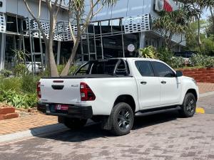 Toyota Hilux 2.8GD-6 double cab 4x4 Raider auto - Image 2