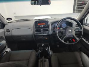 Nissan NP300 Hardbody 2.5TDi double cab Hi-rider - Image 6