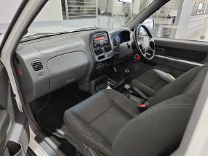 Nissan NP300 Hardbody 2.5TDi double cab Hi-rider - Image 7