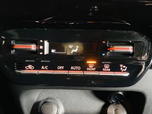 Toyota Starlet Cross 1.5 XR auto - Image 10