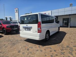Toyota Quantum 2.8 LWB bus 11-seater GL - Image 2