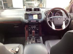 Toyota Land Cruiser Prado 3.0DT VX - Image 6