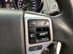 Toyota Land Cruiser Prado 3.0DT VX - Image 10