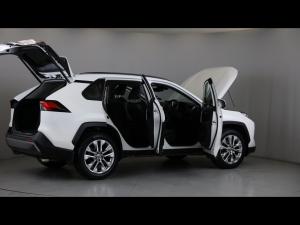 Toyota RAV4 2.0 VX - Image 31