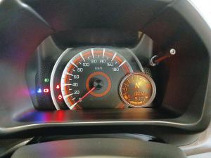 Toyota Vitz 1.0 XR auto - Image 10