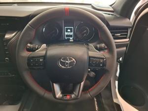 Toyota Fortuner 2.8GD-6 4X4 GR-S automatic - Image 8
