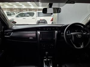 Toyota Fortuner 2.4GD-6 4X4 automatic - Image 6