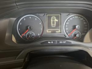 Volkswagen Polo 1.6 Tiptronic - Image 11