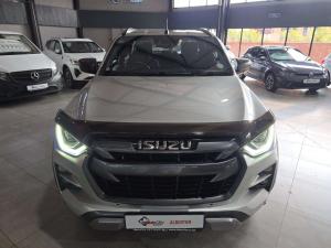 Isuzu D-MAX 3.0 Ddi V-CROSS HR automatic D/C - Image 2