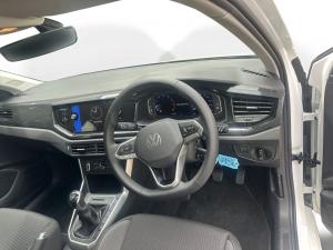 Volkswagen Polo hatch 1.0TSI Life manual - Image 16